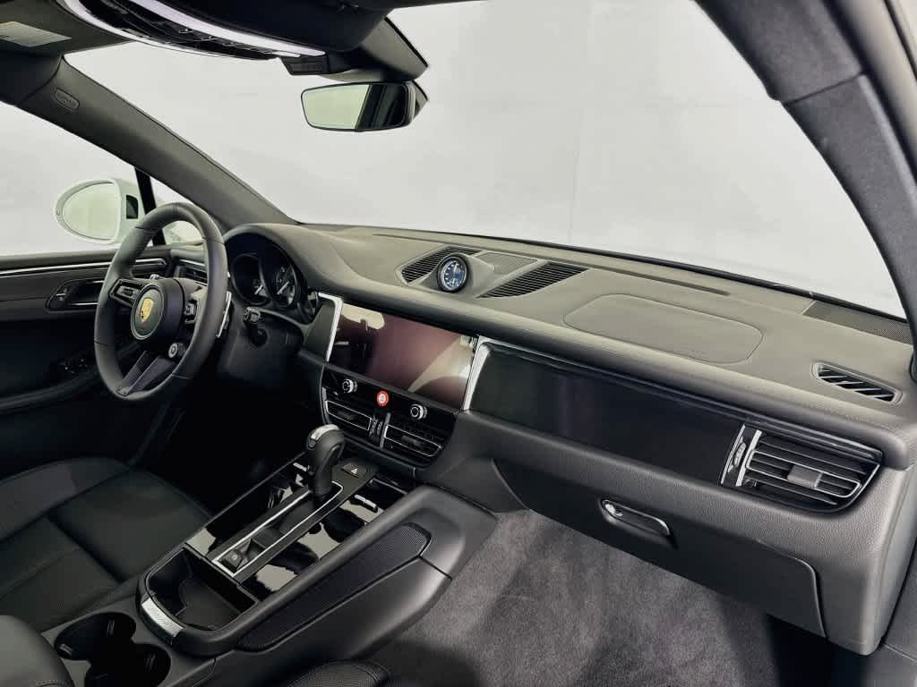 New 2026 0Q/Whit Porsche GTS image 20
