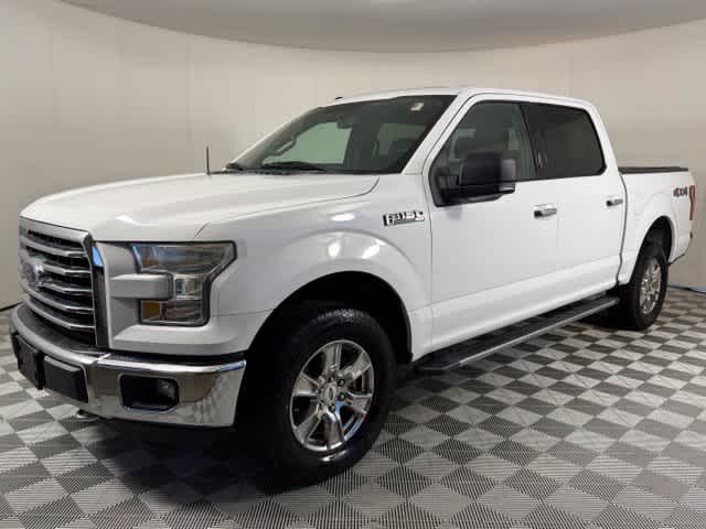Used 2016 Oxford White Ford XLT image 2