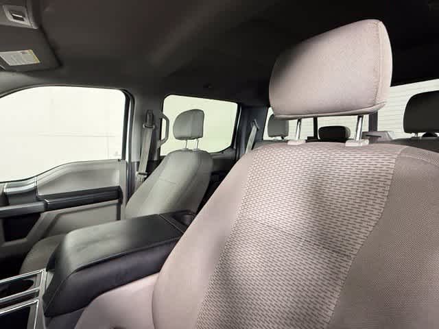 Used 2016 Oxford White Ford XLT image 15