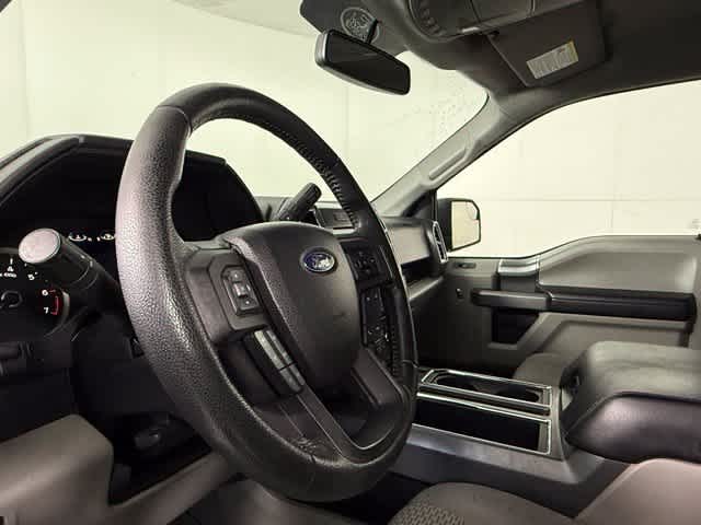 Used 2016 Oxford White Ford XLT image 6