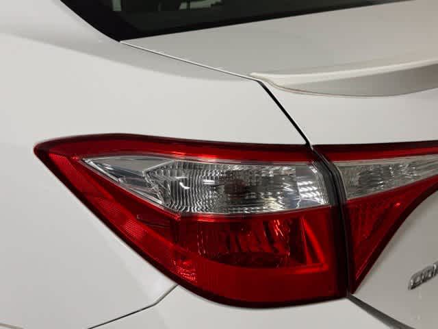 Used 2014 Super White Toyota S Plus image 12