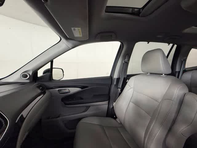 Used 2021 Obsidian Blue Pearl Honda Elite image 16
