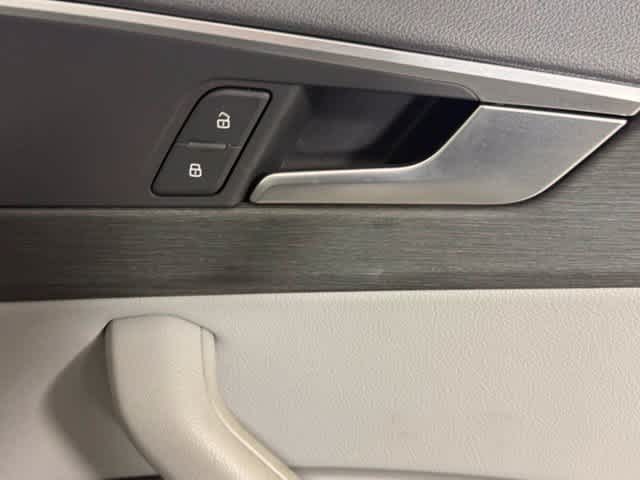 Used 2018 BLUE/GRAY Audi Premium image 24