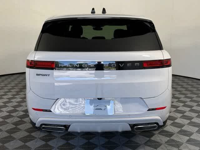 New 2026 Borasco Grey Metallic Land Rover Dynamic SE image 7