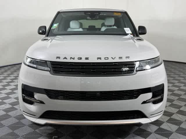 New 2026 Borasco Grey Metallic Land Rover Dynamic SE image 11