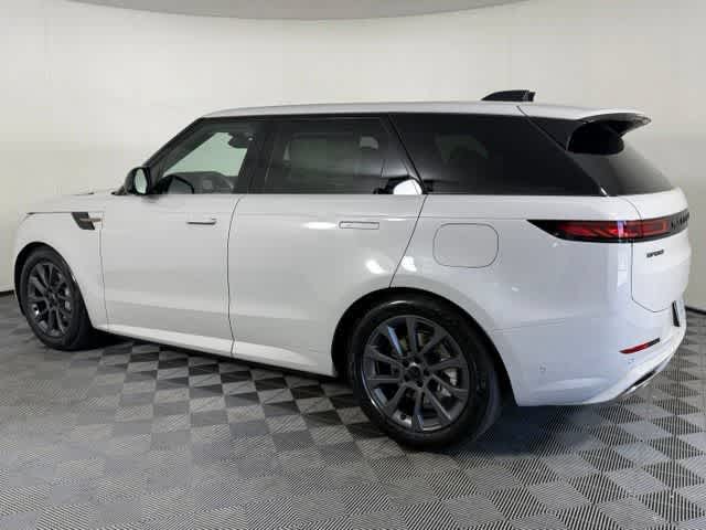 New 2026 Borasco Grey Metallic Land Rover Dynamic SE image 4