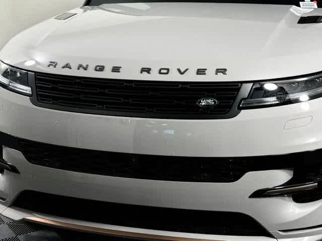 New 2026 Borasco Grey Metallic Land Rover Dynamic SE image 12