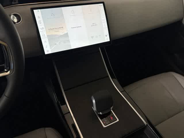 New 2026 Fuji White Land Rover Core S image 33