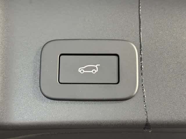 New 2026 Fuji White Land Rover Core S image 15