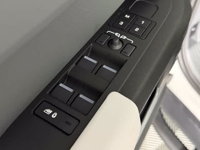 New 2026 Borasco Grey Land Rover X image 22