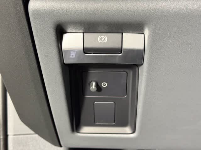 New 2026 Borasco Grey Land Rover X image 29