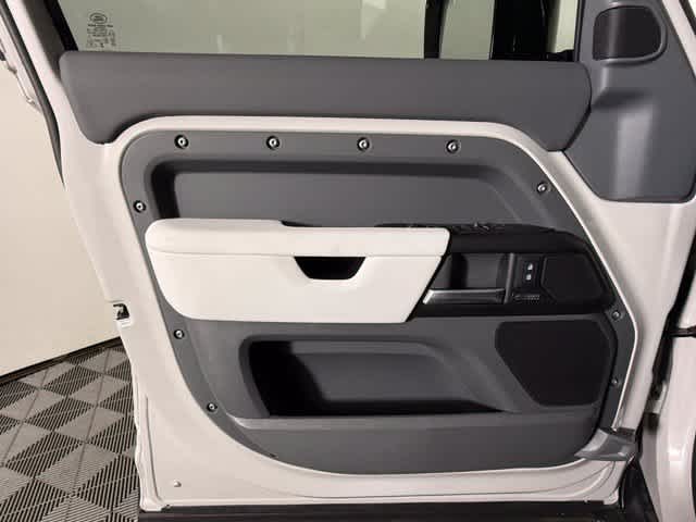 New 2026 Borasco Grey Land Rover X image 21