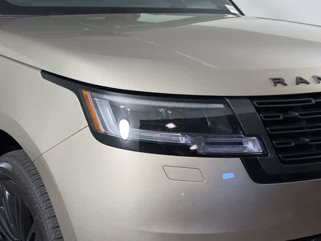 New 2026 Batumi Gold Land Rover SE image 12