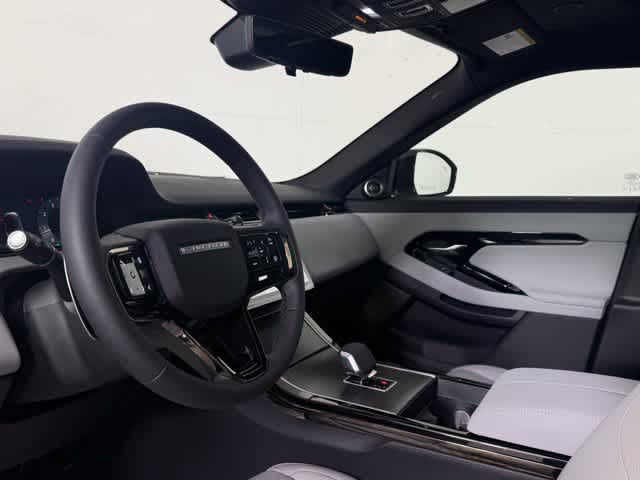 Certified Used 2026 Fuji White Land Rover Core S image 39