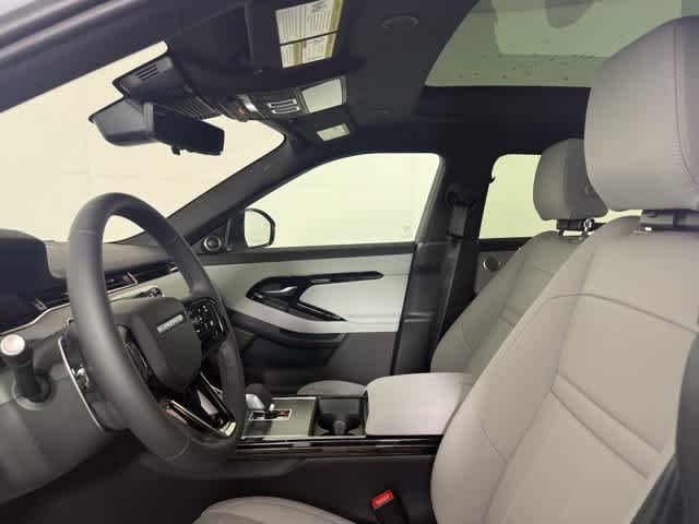 Certified Used 2026 Fuji White Land Rover Core S image 30