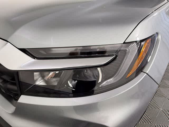 New 2026 Solar Silver Metallic Honda RTL image 11