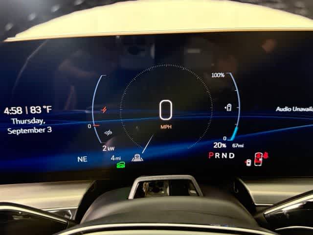 New 2027 Vibrant White Tricoat Cadillac Sport image 23