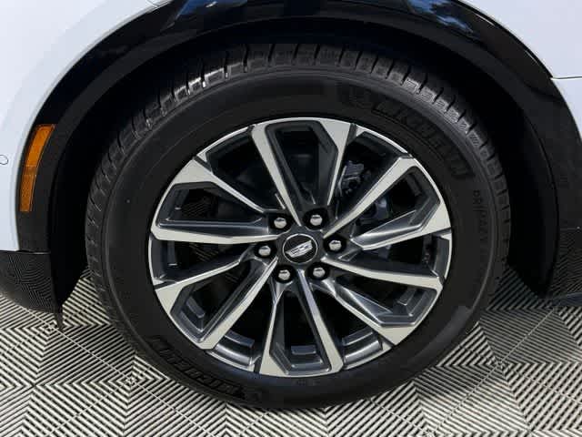 New 2027 Vibrant White Tricoat Cadillac Sport image 14