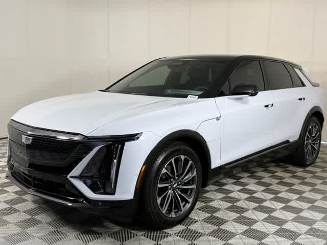 New 2027 Vibrant White Tricoat Cadillac Sport image 3