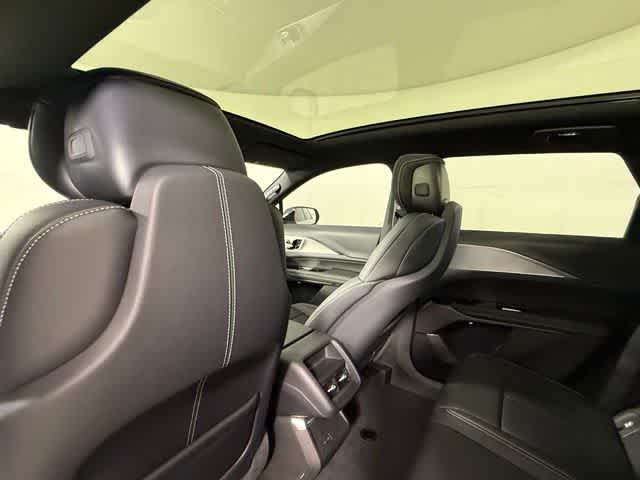 New 2027 Vibrant White Tricoat Cadillac Sport image 26