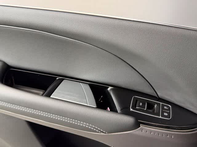 New 2027 Vibrant White Tricoat Cadillac Sport image 25