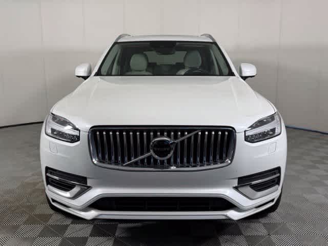Used 2021  Volvo Inscription image 12