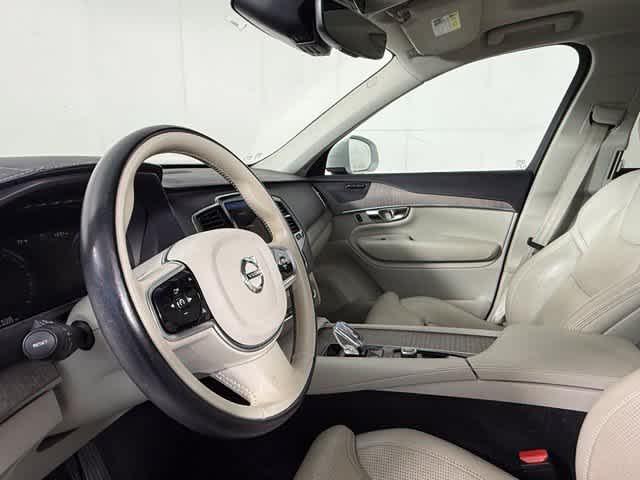 Used 2021  Volvo Inscription image 7