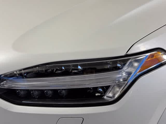 Used 2021  Volvo Inscription image 13