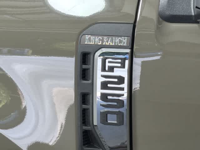 New 2027 T9/MARSH GRAY Ford  image 28