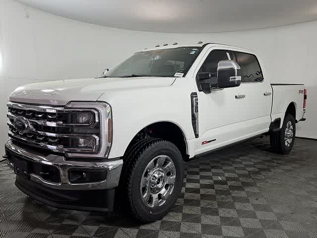 New 2026 Star White Metallic Tri-Coat Ford LARIAT image 2