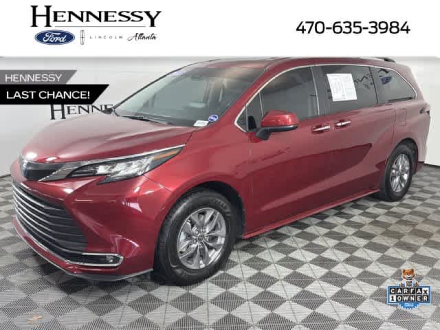 Red (Ruby Flare Pearl) 2022 Toyota Sienna Minivan Front-Wheel Drive Continuously Variable Transmission