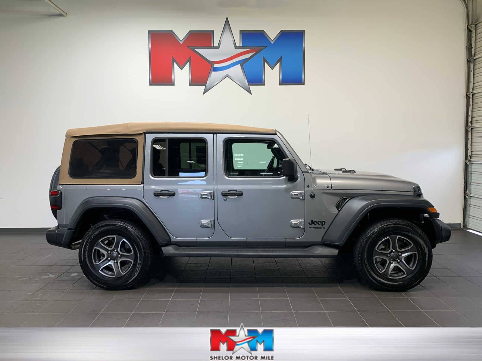 used 2020 Jeep Wrangler Unlimited car, priced at $25,989