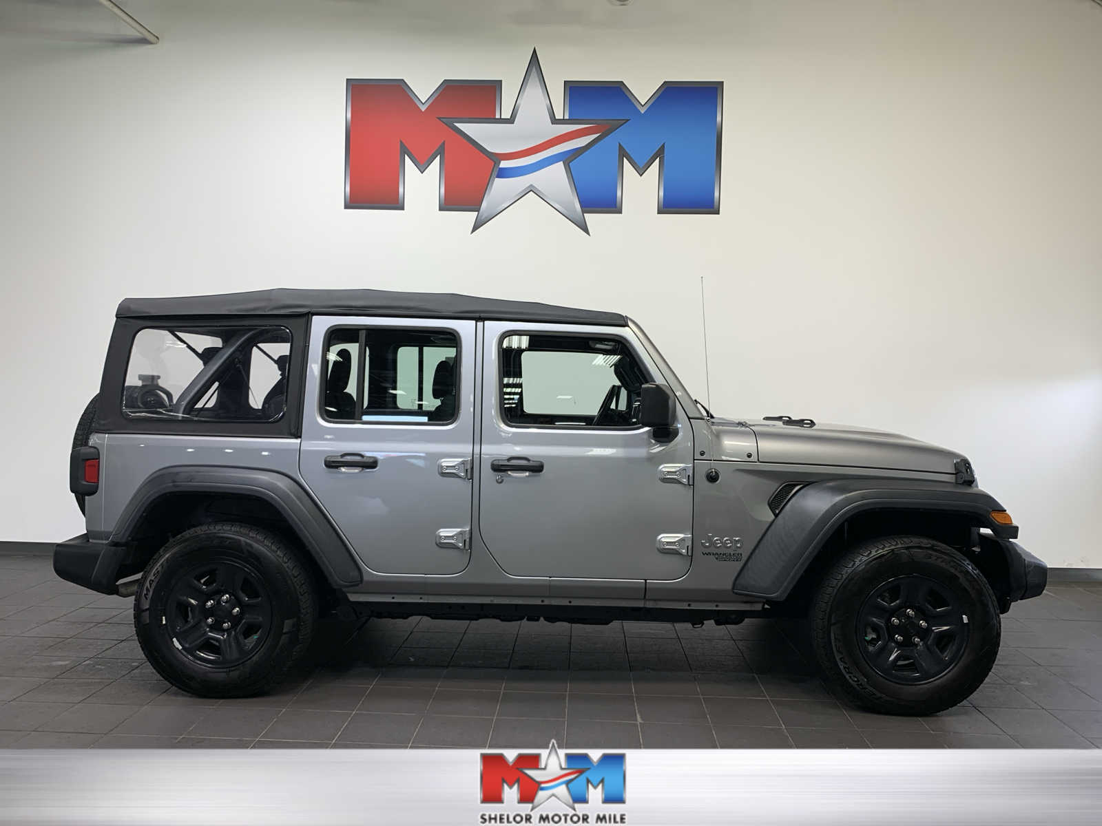 used 2018 Jeep Wrangler Unlimited car, priced at $29,989
