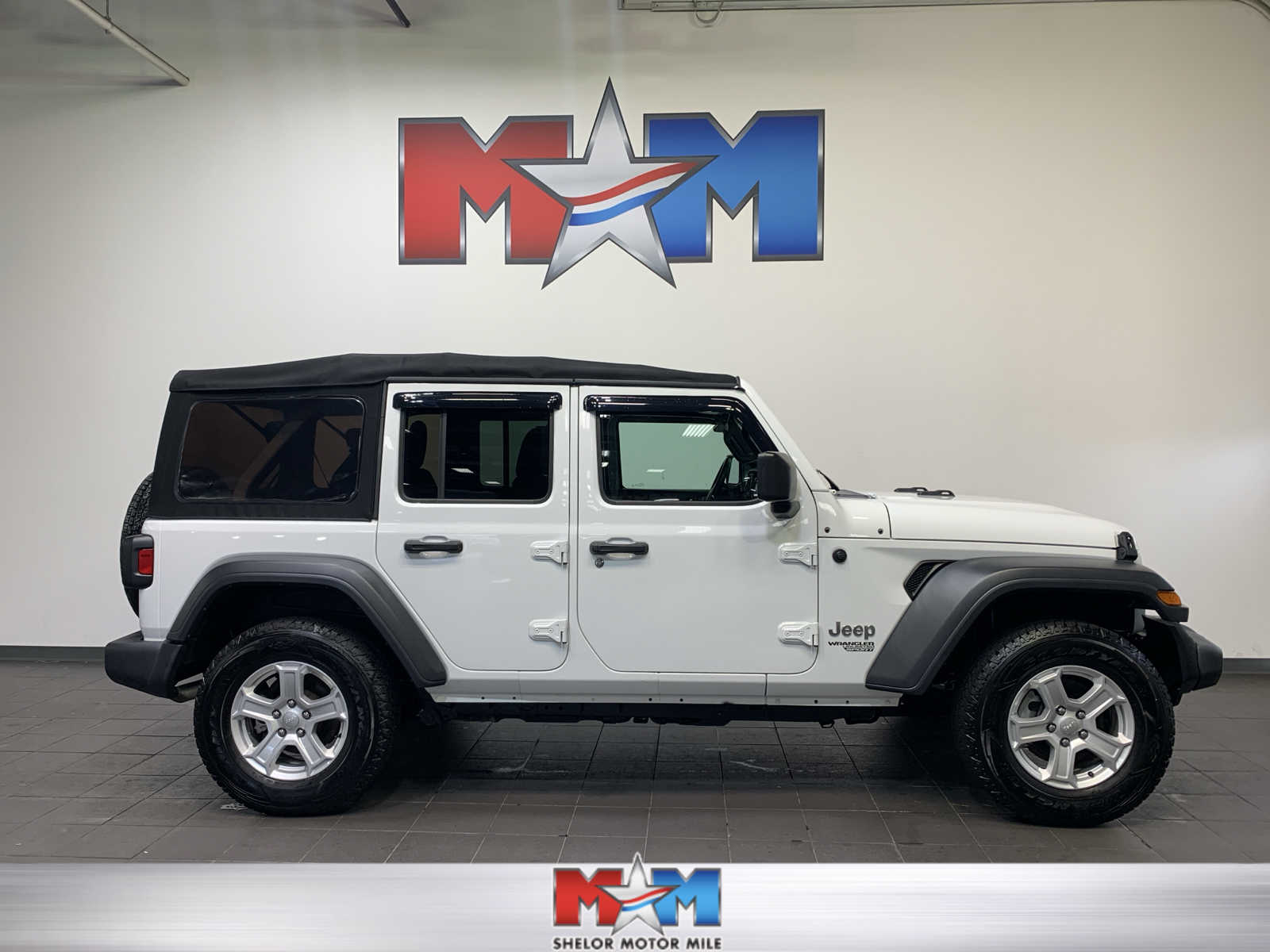 used 2018 Jeep Wrangler Unlimited car, priced at $31,989