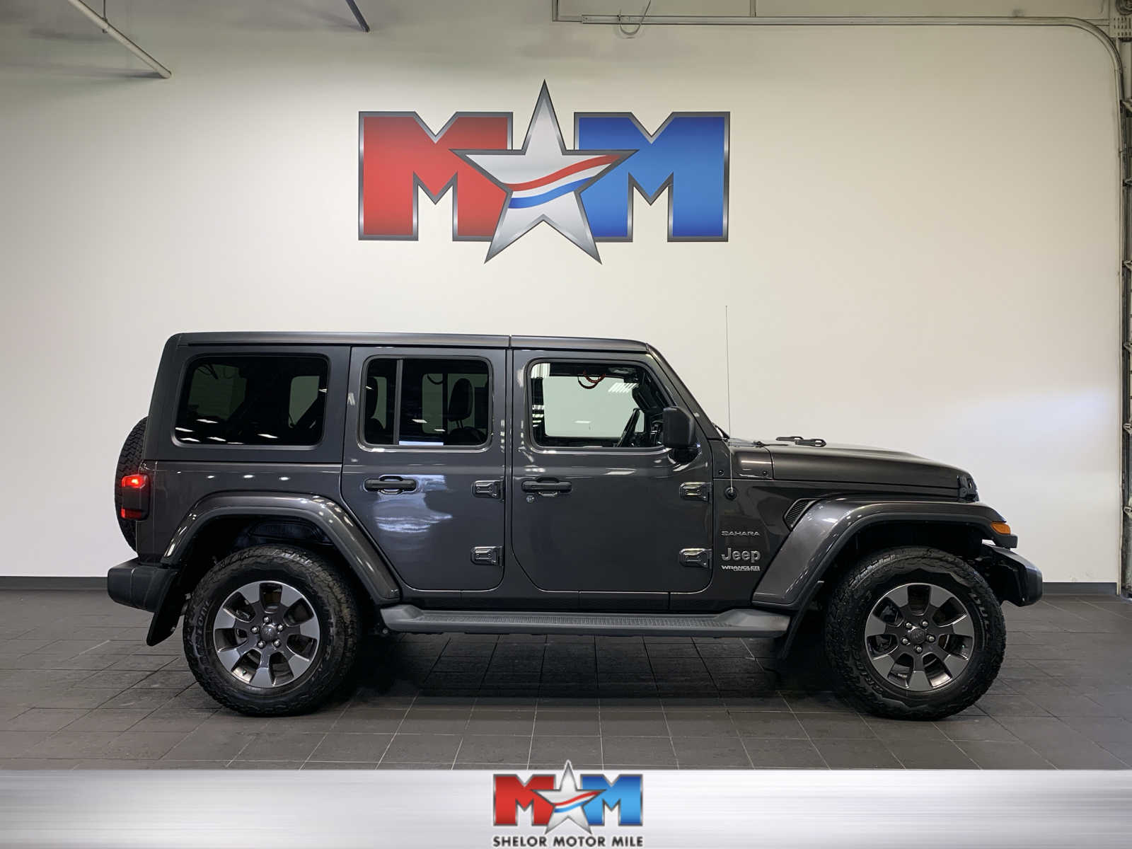 used 2018 Jeep Wrangler Unlimited car, priced at $35,989