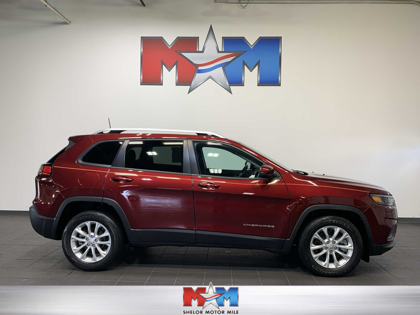 used 2021 Jeep Cherokee car, priced at $24,989