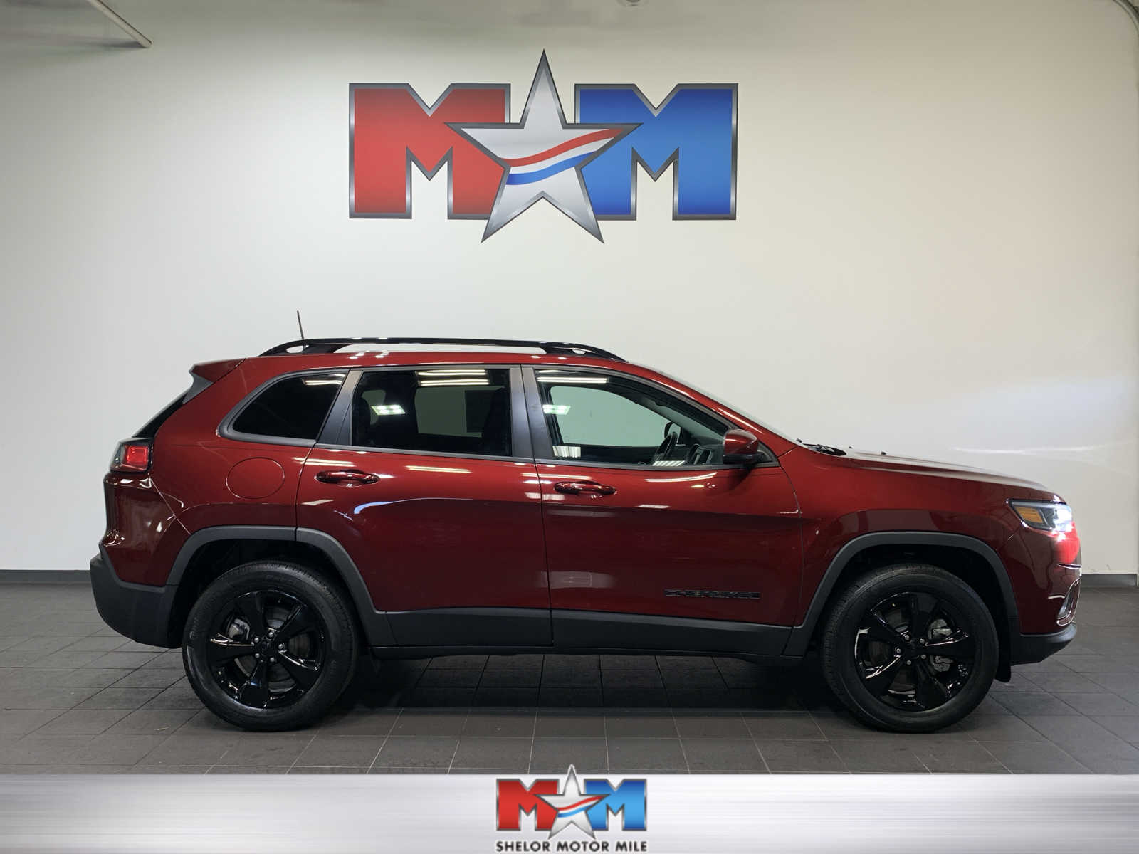 used 2020 Jeep Cherokee car, priced at $25,484
