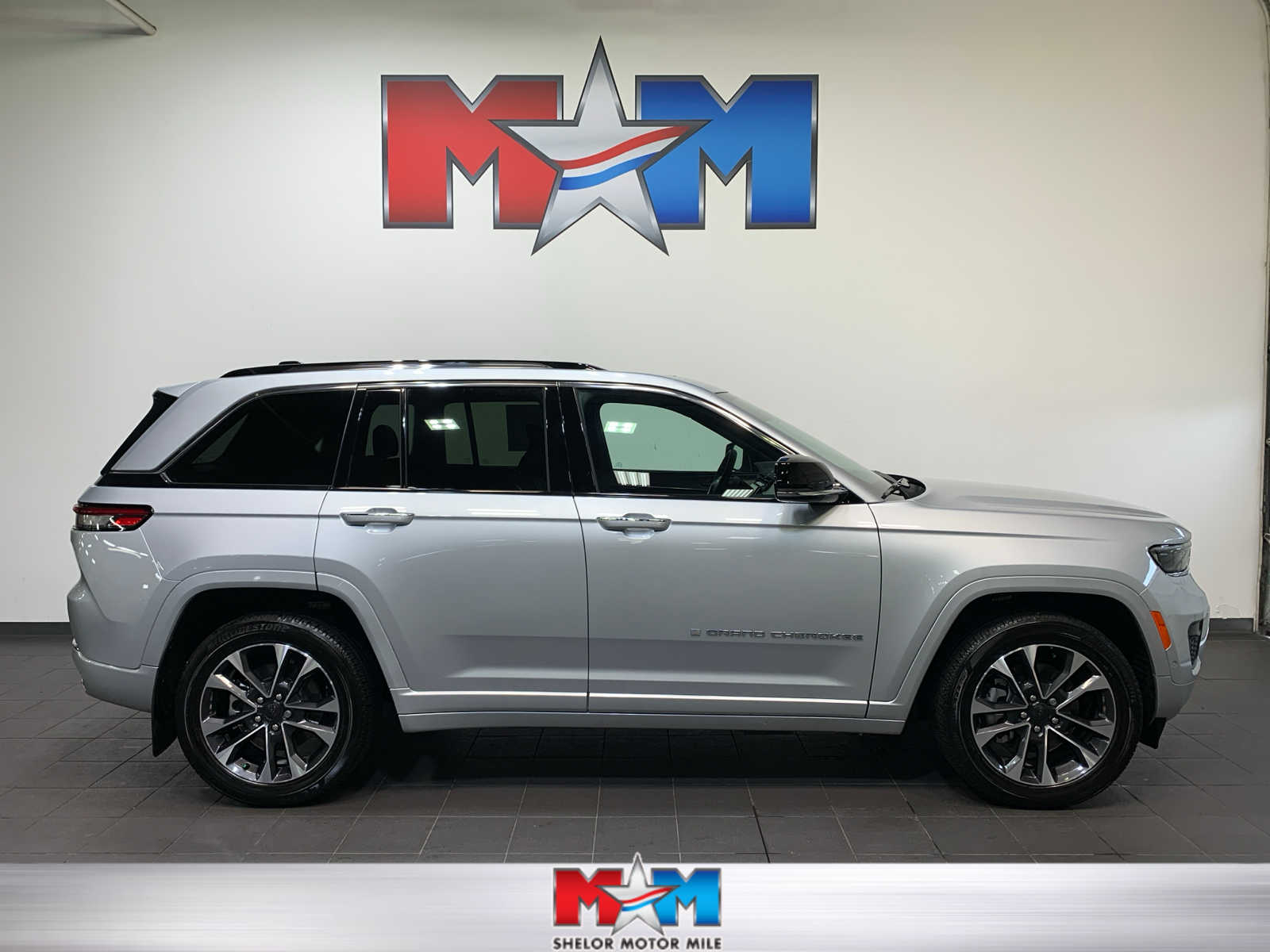 used 2023 Jeep Grand Cherokee 4xe car, priced at $49,989