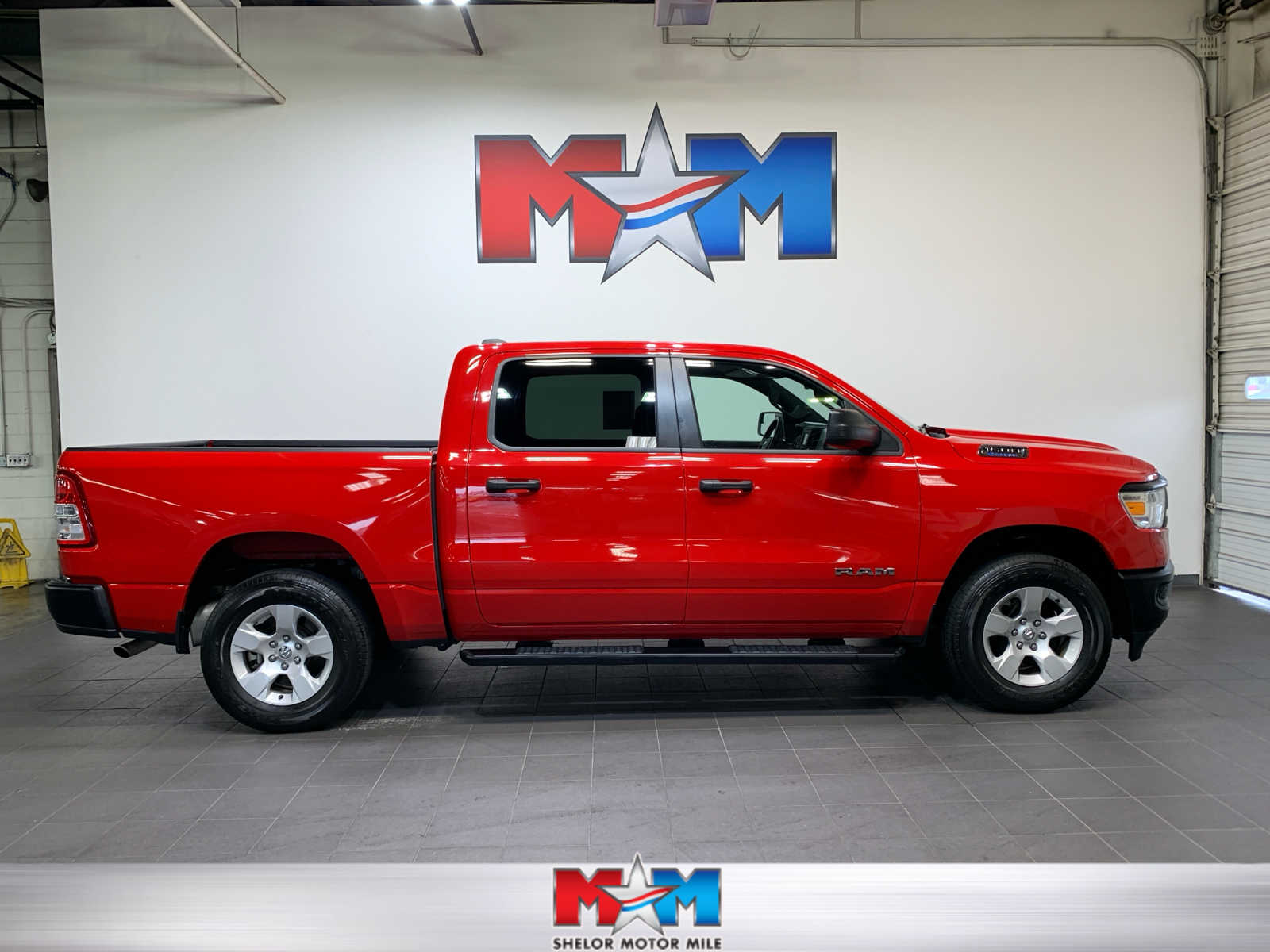 used 2022 Ram 1500 car, priced at $39,389