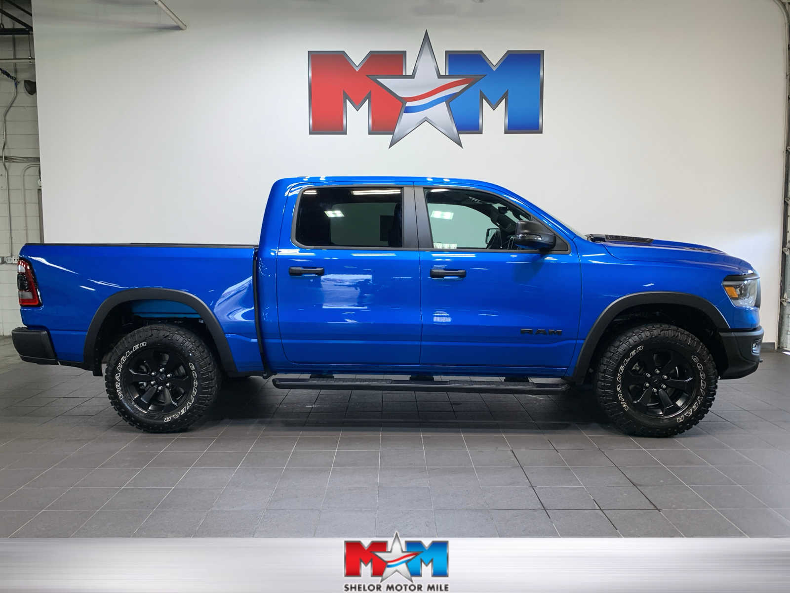 used 2024 Ram 1500 car, priced at $59,987