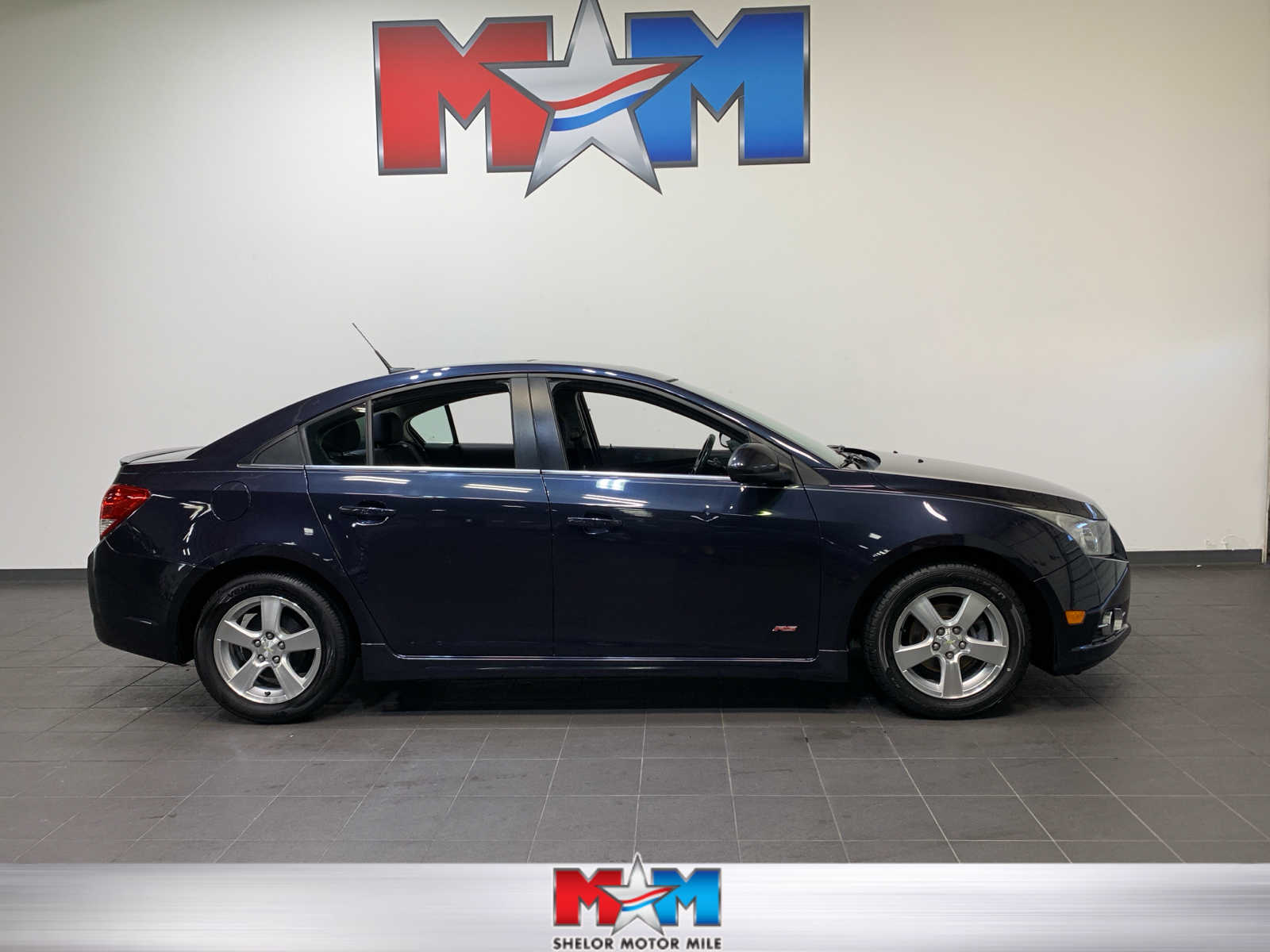 used 2014 Chevrolet Cruze car, priced at $11,489