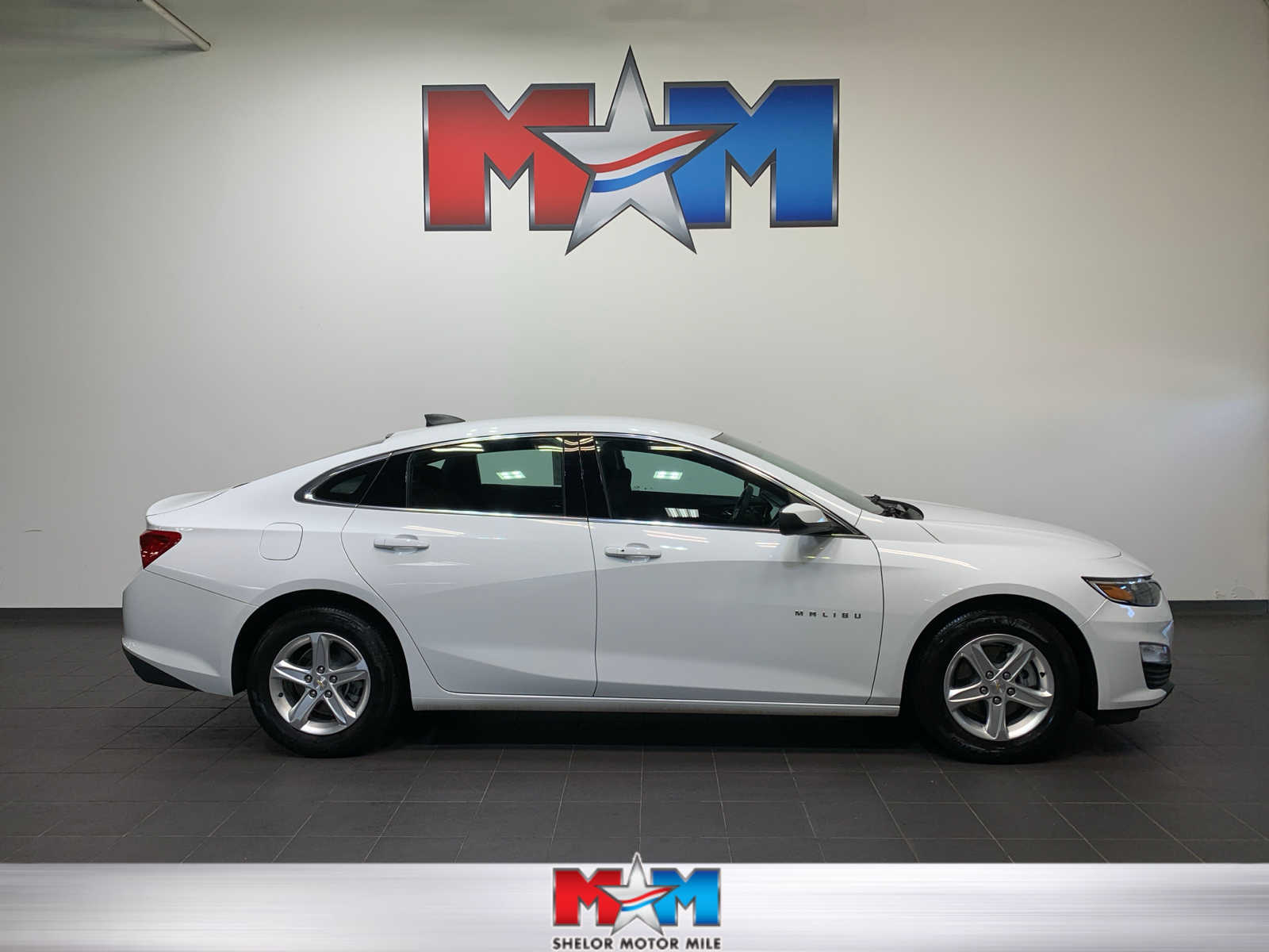 used 2022 Chevrolet Malibu car, priced at $25,489