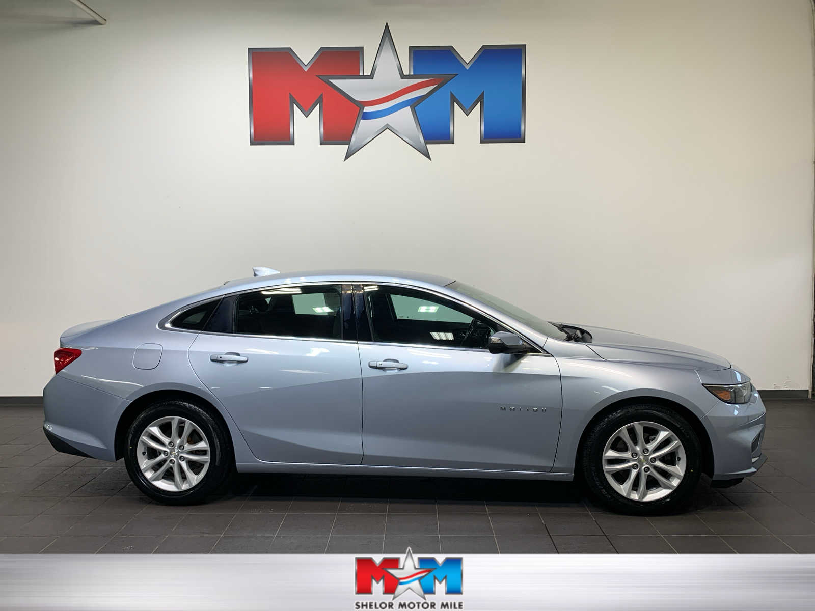 used 2018 Chevrolet Malibu car, priced at $17,787