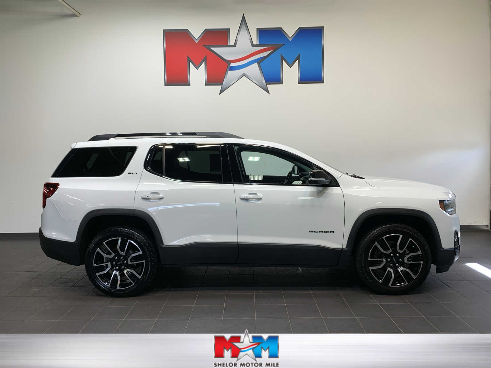 used 2021 GMC Acadia car, priced at $33,787