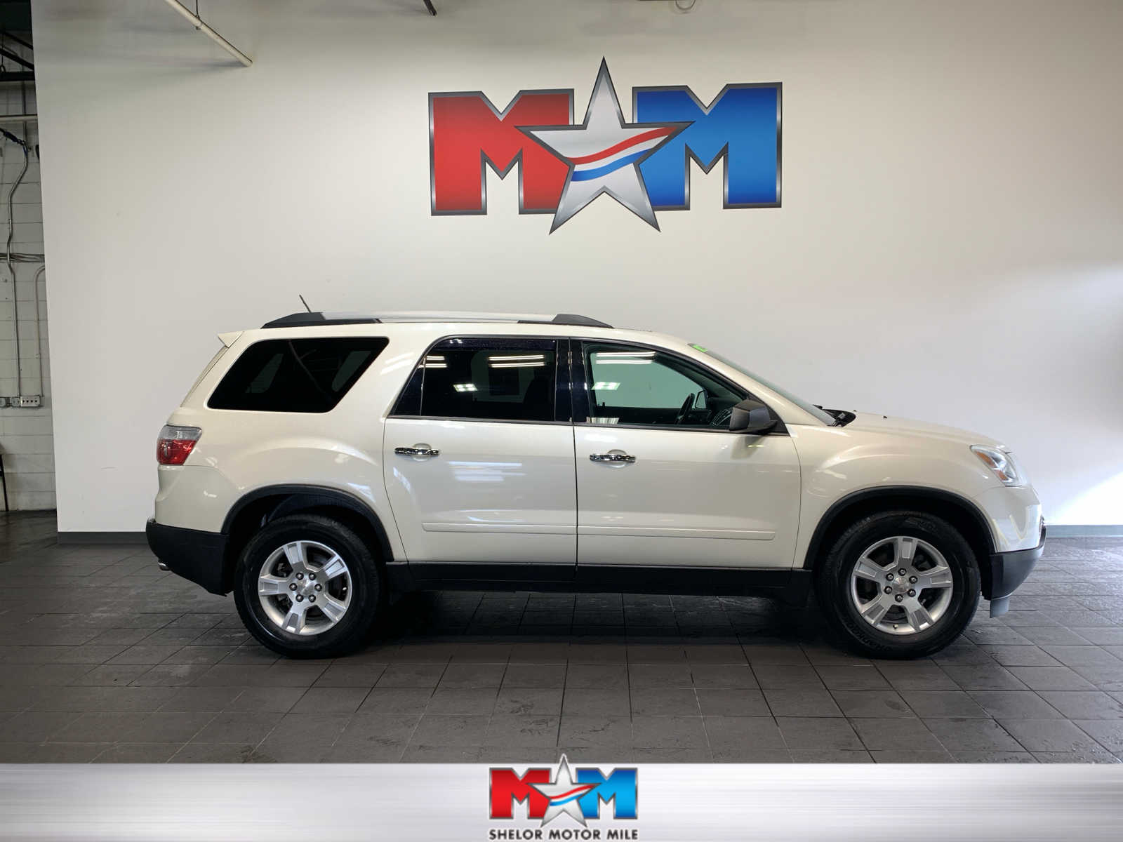 used 2011 GMC Acadia car, priced at $11,989