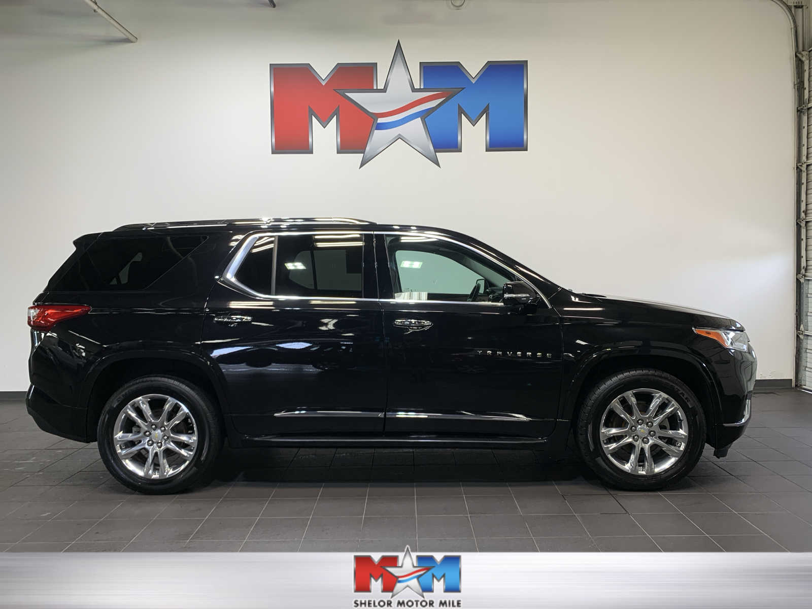 used 2020 Chevrolet Traverse car, priced at $33,980