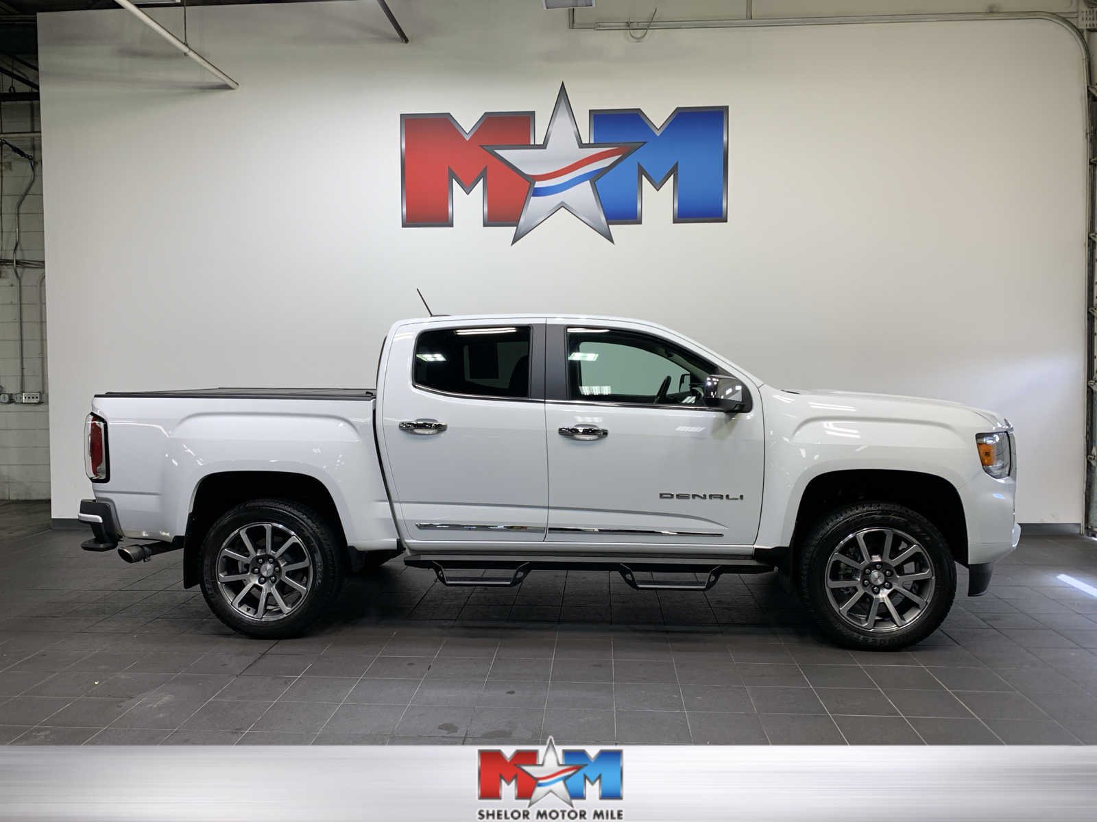 used 2021 GMC Canyon car, priced at $40,985