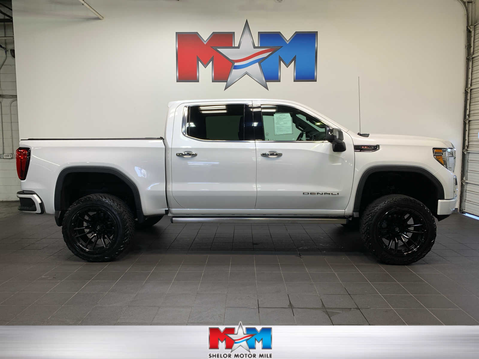 used 2020 GMC Sierra 1500 car, priced at $49,789