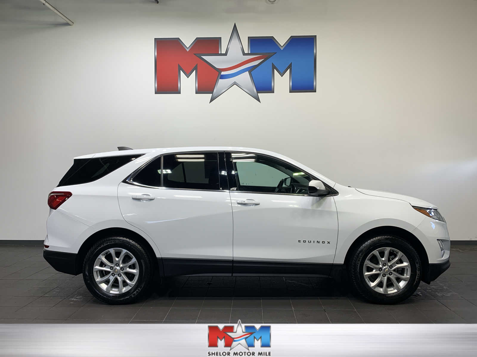 used 2020 Chevrolet Equinox car, priced at $23,989