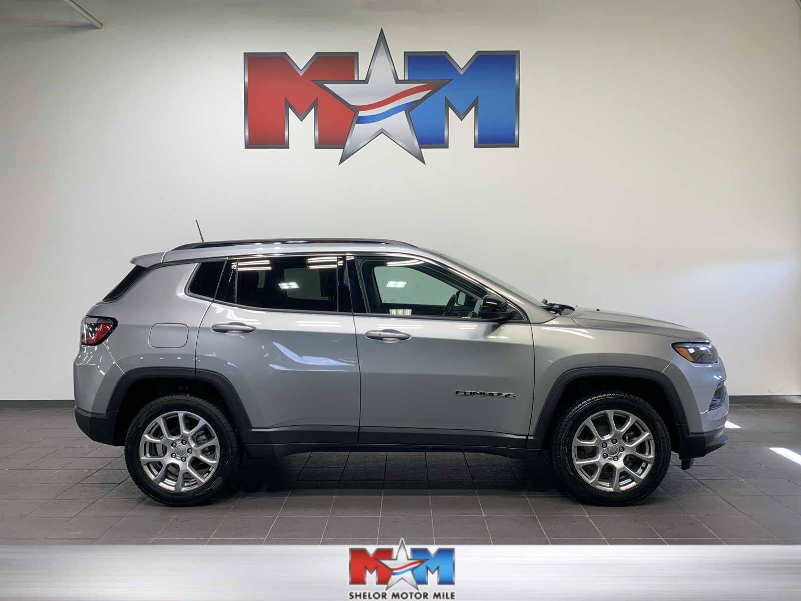 used 2022 Jeep Compass car, priced at $27,989